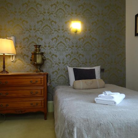 Hotel California Vichy Phòng bức ảnh