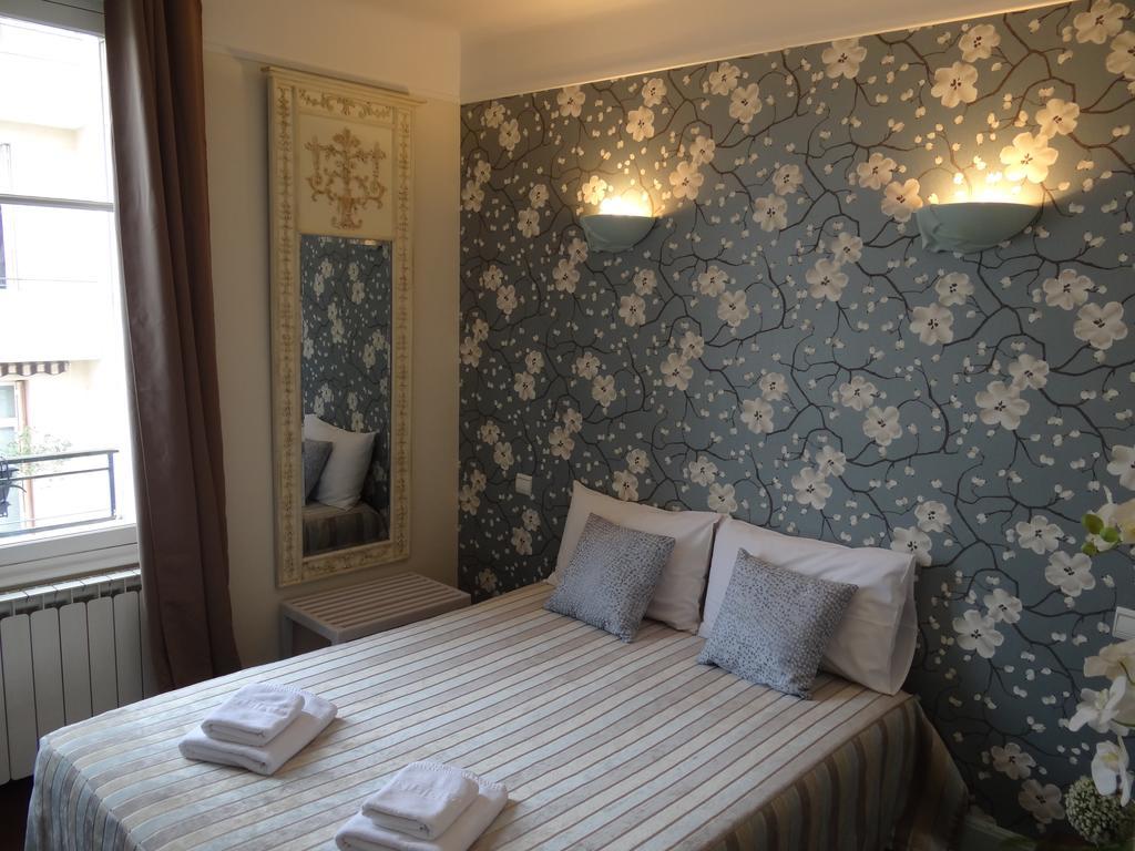 Hotel California Vichy Phòng bức ảnh
